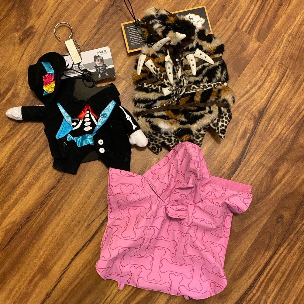 Lot of 3 xs Pet Costumes